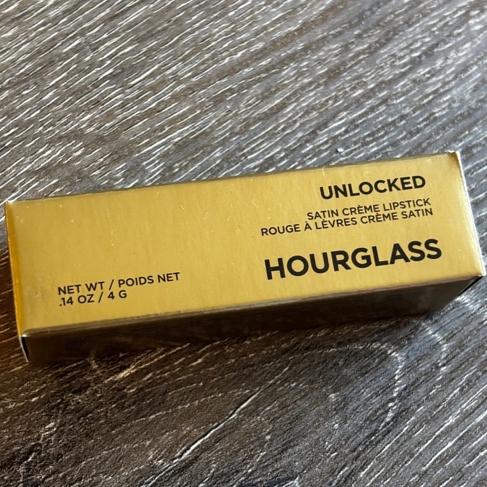 New! Hourglass Unlocked Satin Crème Lipstick in Larch 308